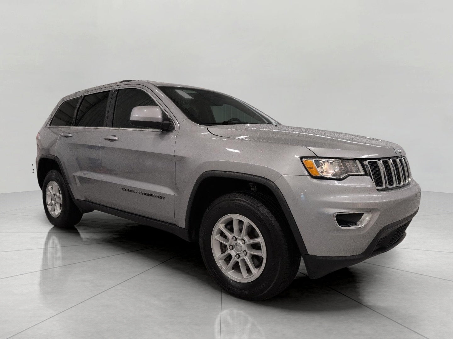 2020 Jeep Grand Cherokee Laredo E 4x4
