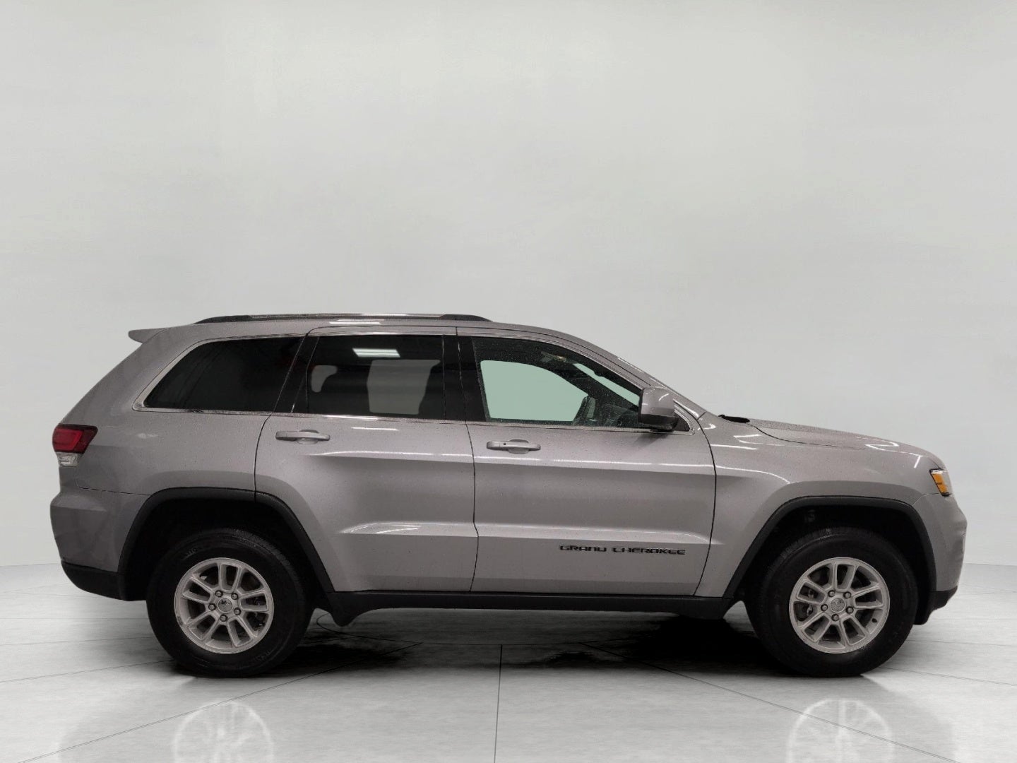 2020 Jeep Grand Cherokee Laredo E 4x4