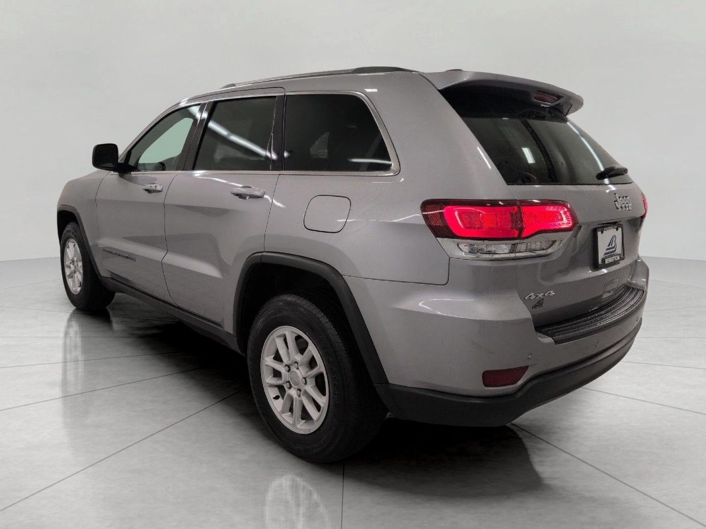 2020 Jeep Grand Cherokee Laredo E 4x4