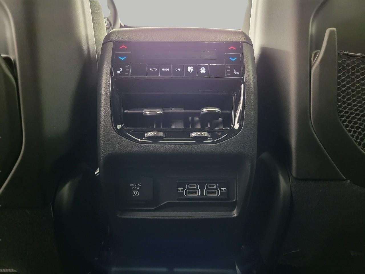 2025 Jeep Grand Cherokee Summit 4x4