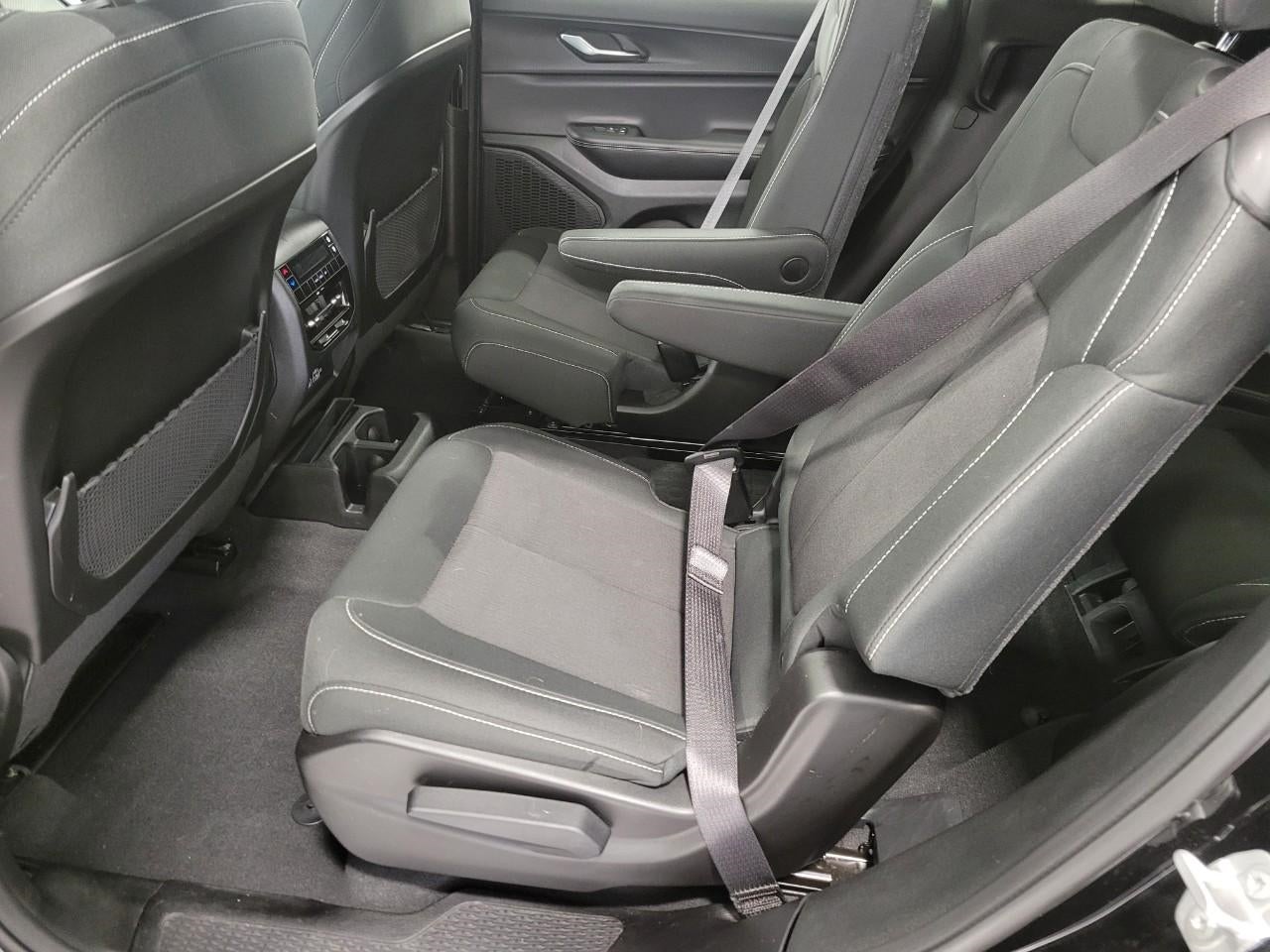 2025 Jeep Grand Cherokee L Laredo X 4x4