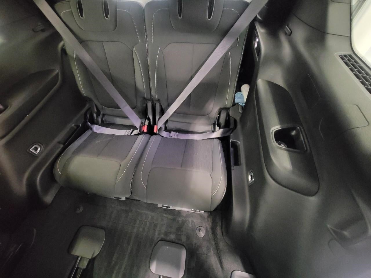 2025 Jeep Grand Cherokee L Laredo X 4x4