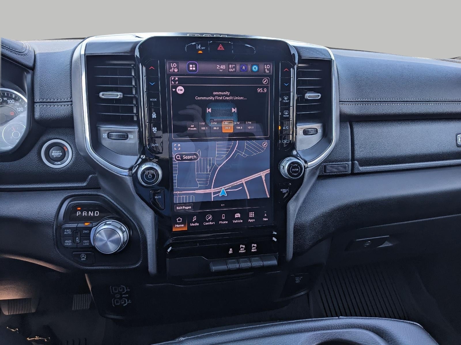 2025 RAM 1500 Laramie 4x4 Crew Cab 5'7 Box