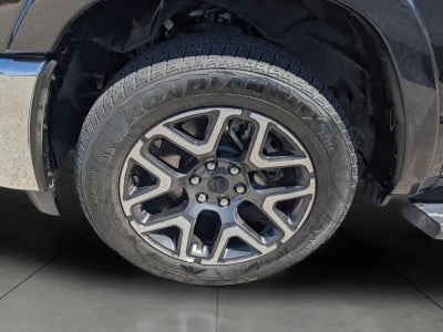 2025 RAM 1500 Laramie 4x4 Crew Cab 5'7 Box