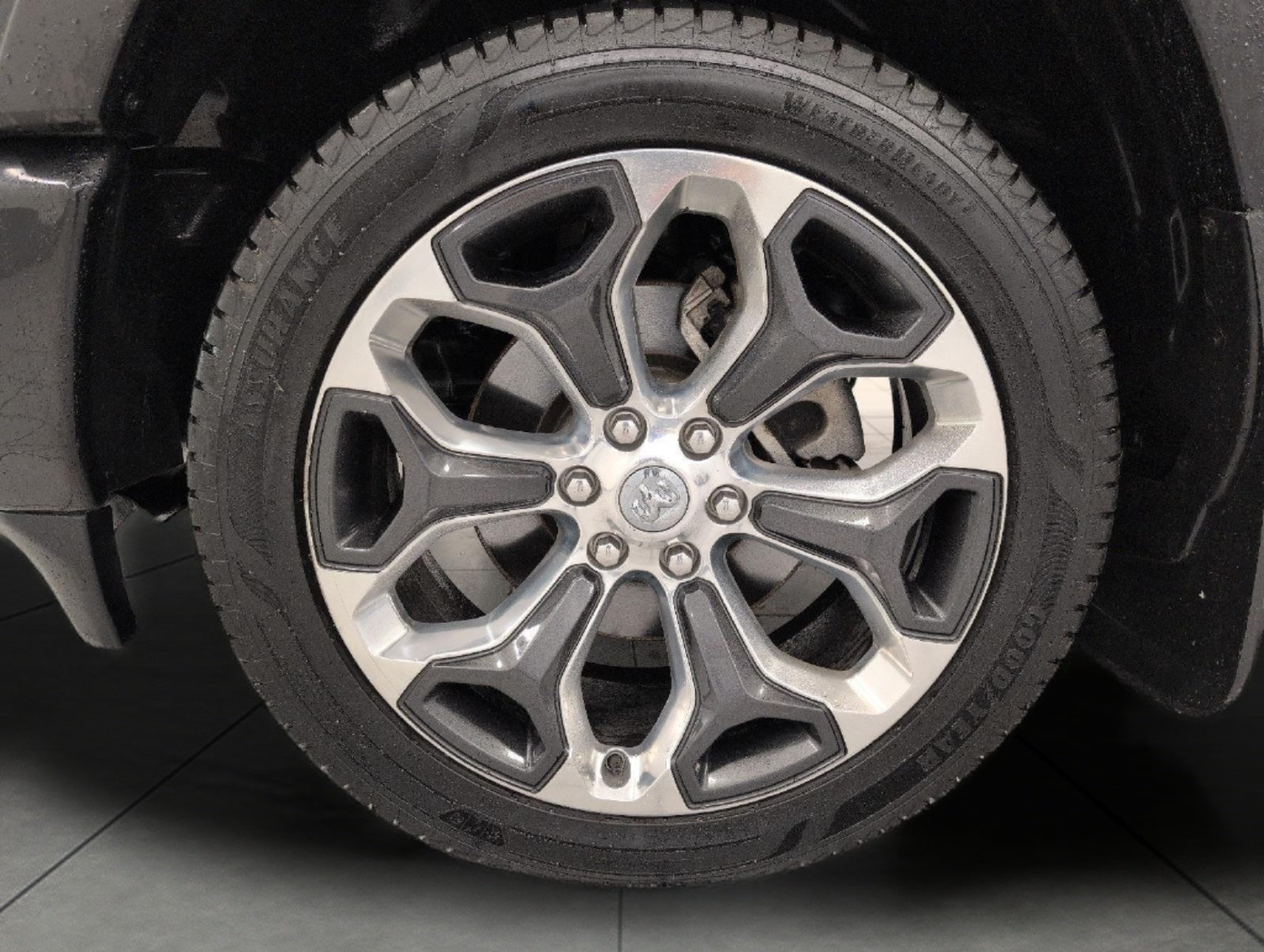 2021 RAM 1500 Limited 4x4 Crew Cab 6'4 Box