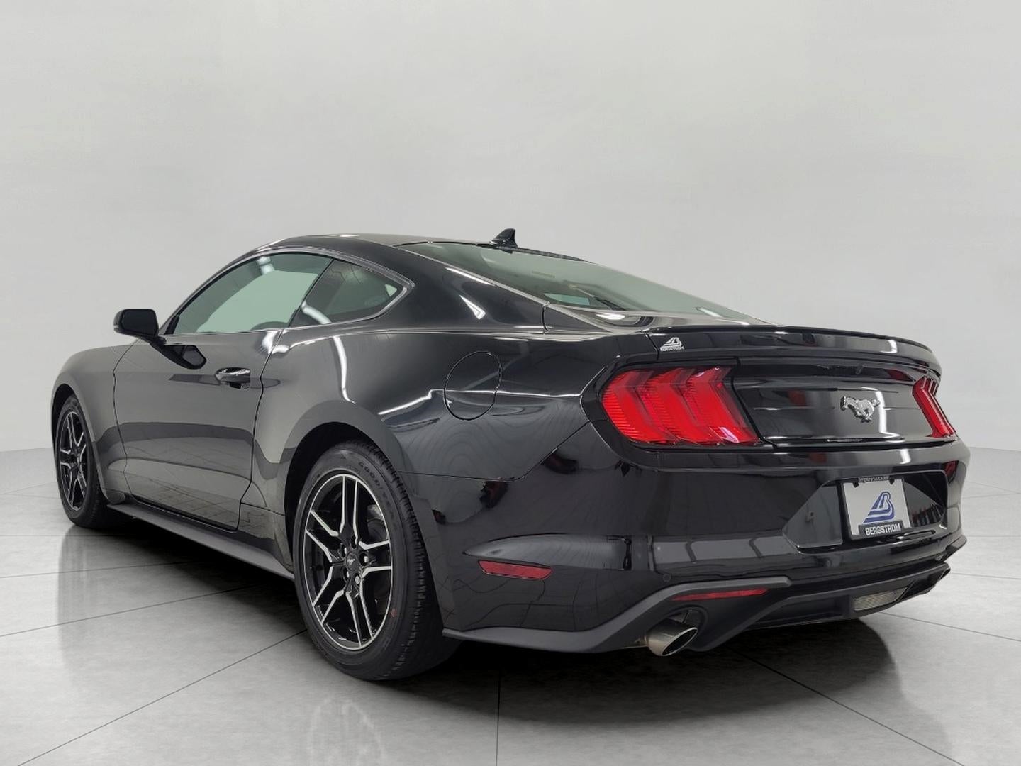2022 Ford Mustang EcoBoost Premium Fastback