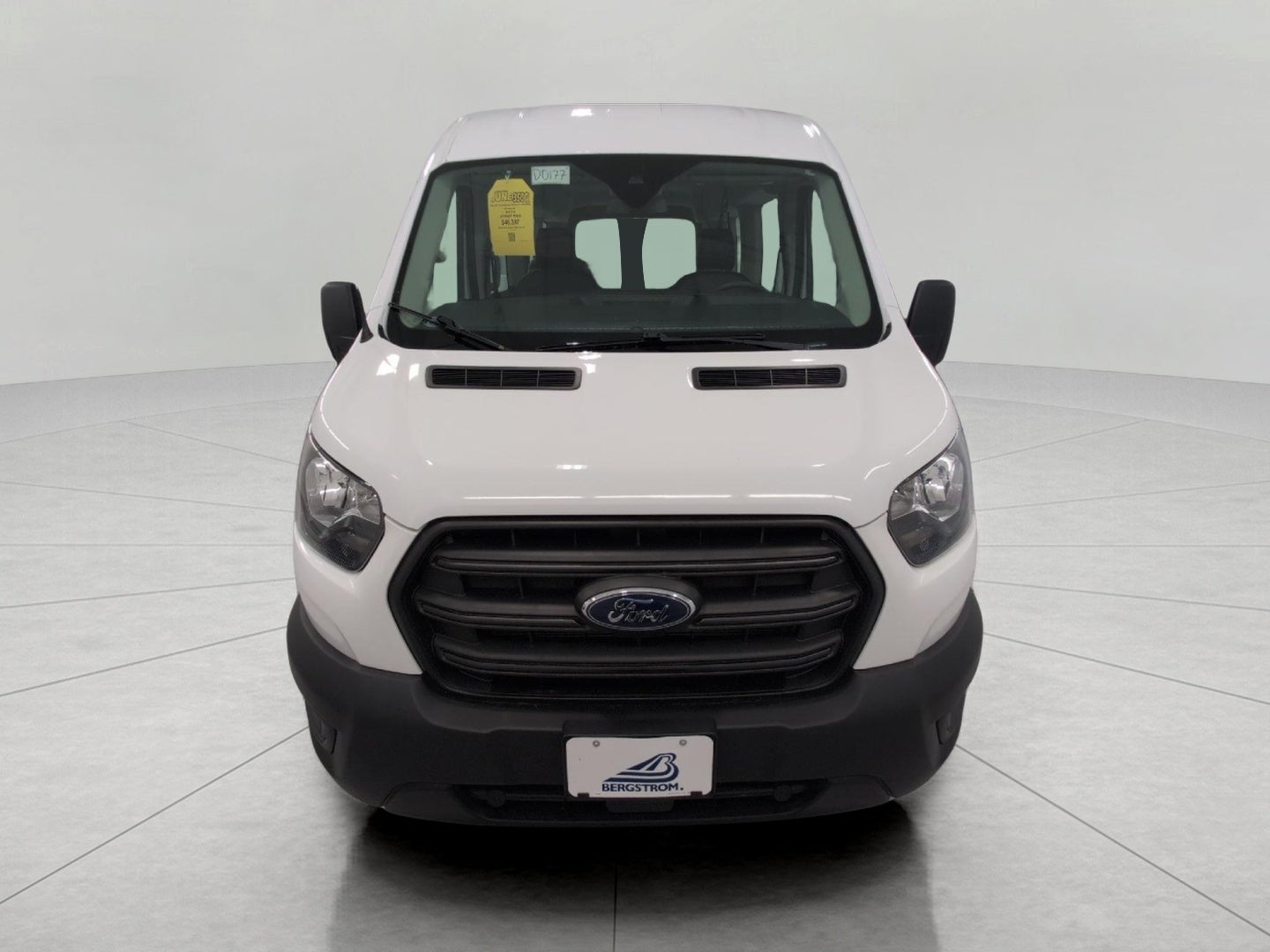 2020 Ford Transit Passenger Wagon T-350 148 Med Roof XL RWD