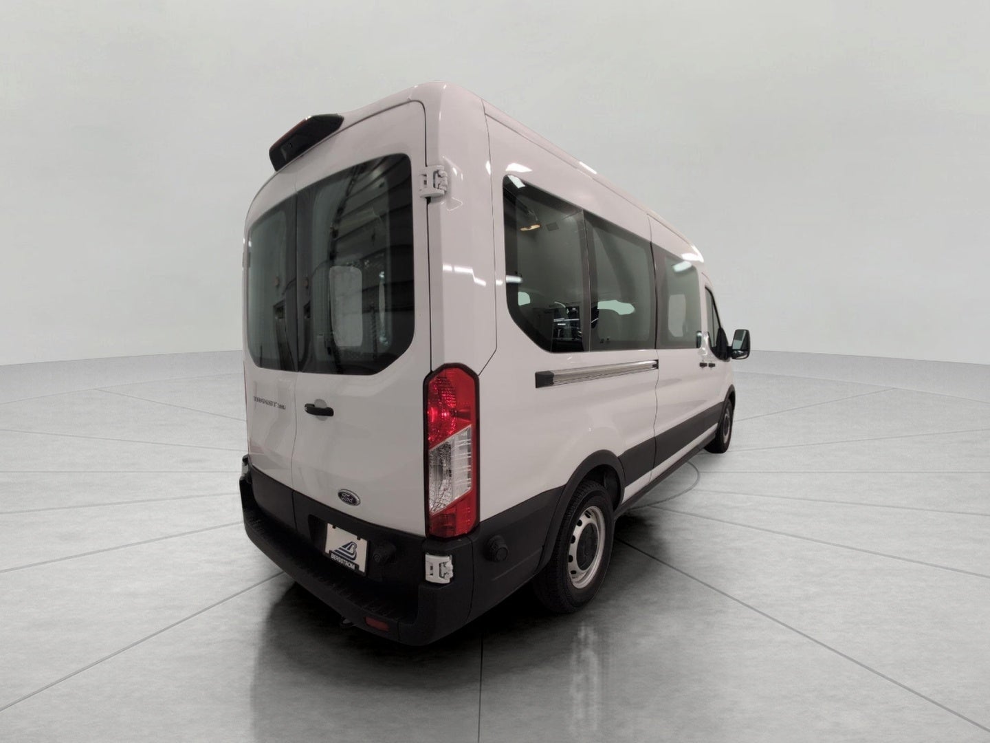 2020 Ford Transit Passenger Wagon T-350 148 Med Roof XL RWD