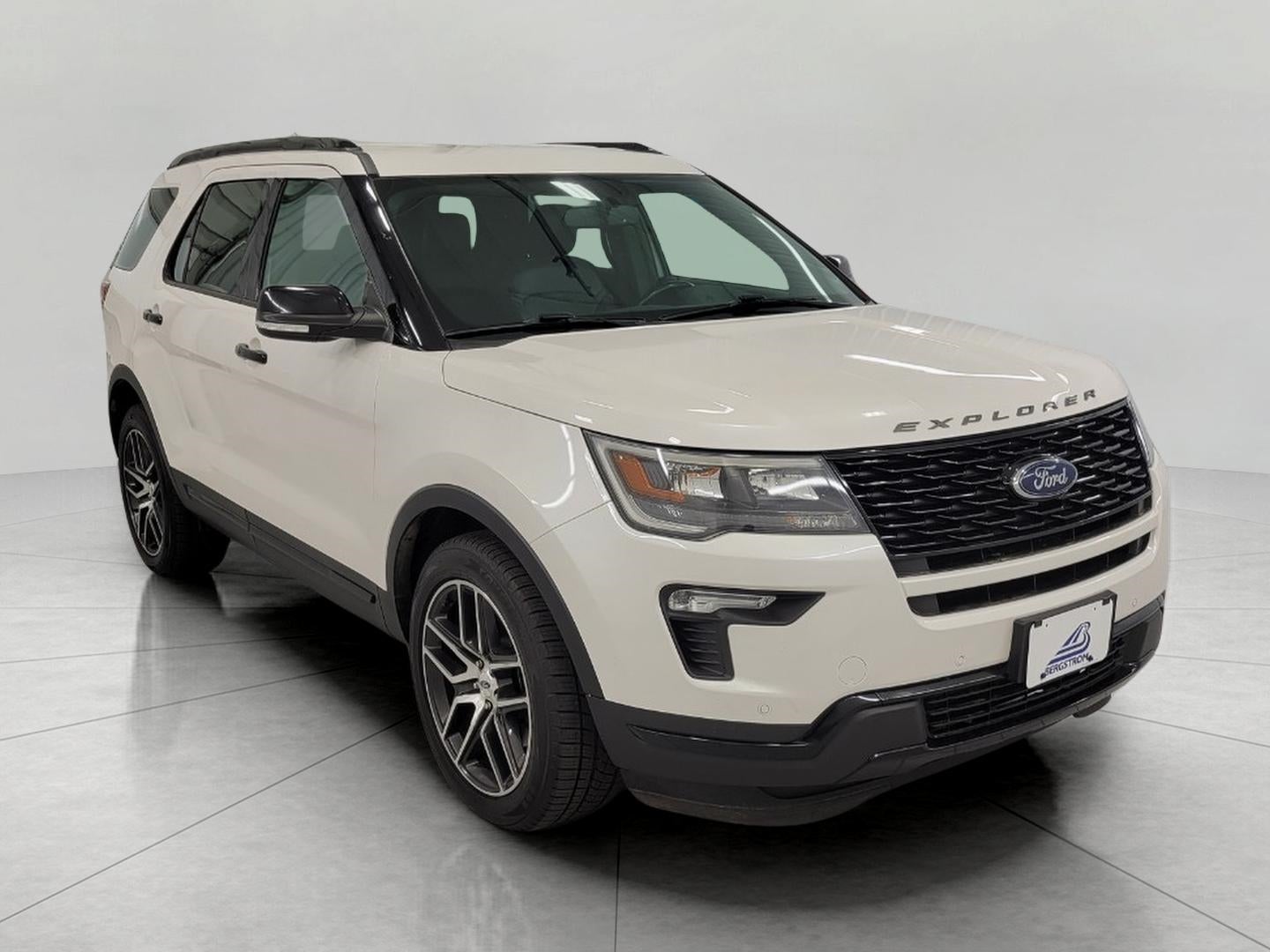 2019 Ford Explorer Sport 4WD's photo