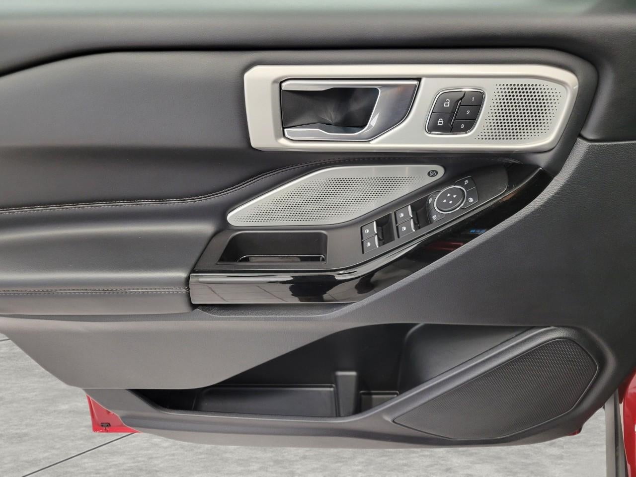 2022 Ford Explorer Platinum 4WD