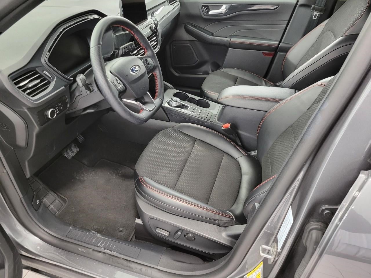 2025 Ford Escape ST-Line AWD