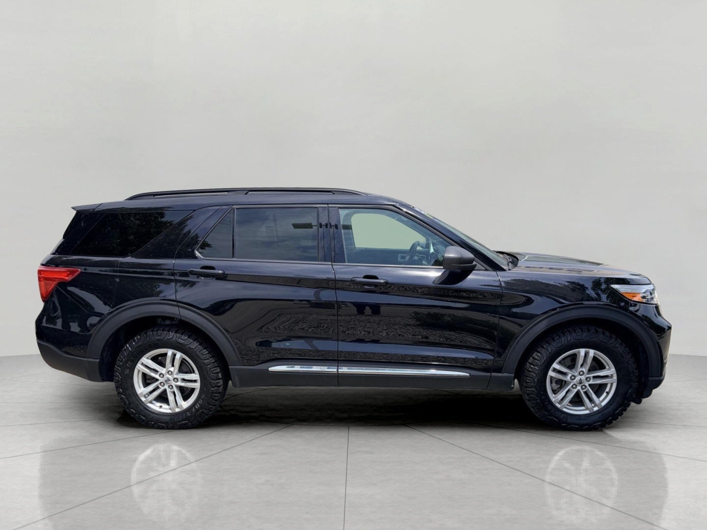 2024 Ford Explorer XLT 4WD
