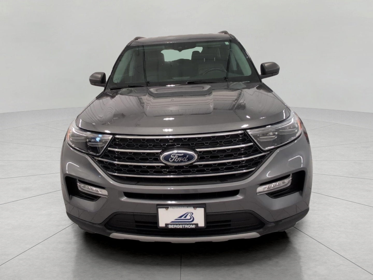 2024 Ford Explorer XLT 4WD