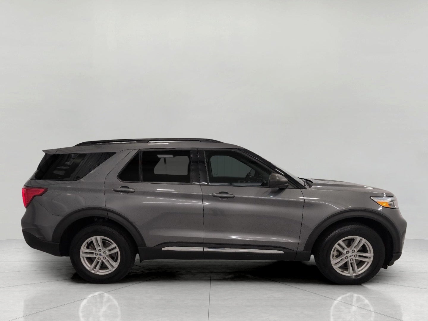 2024 Ford Explorer XLT 4WD