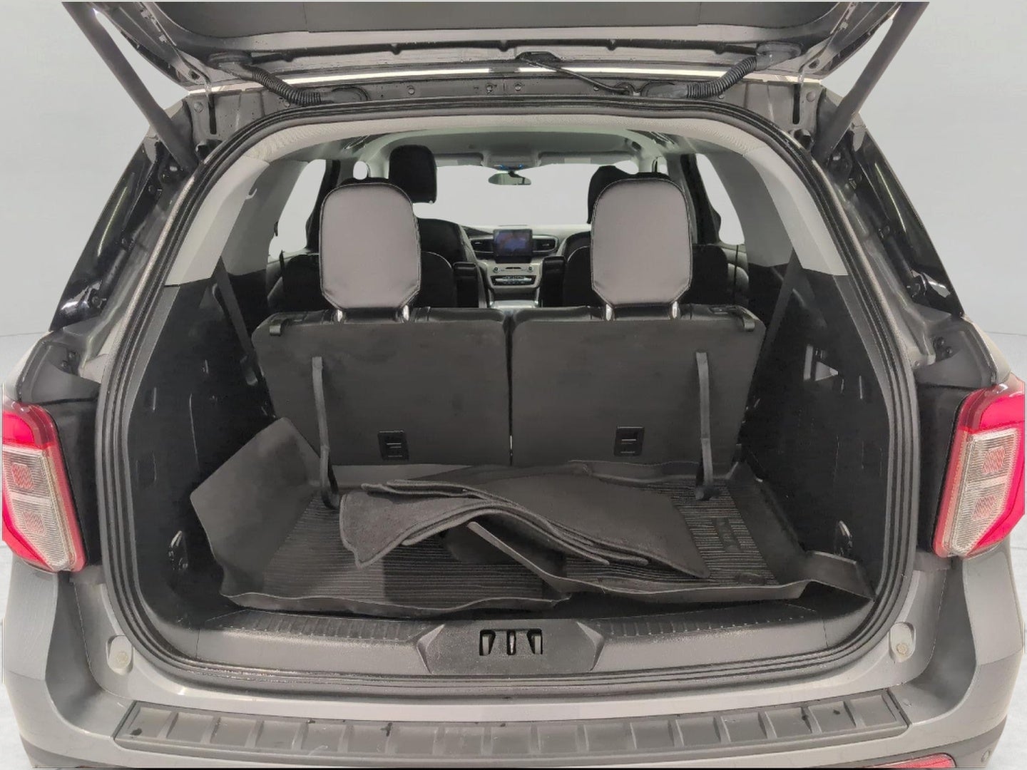 2024 Ford Explorer XLT 4WD