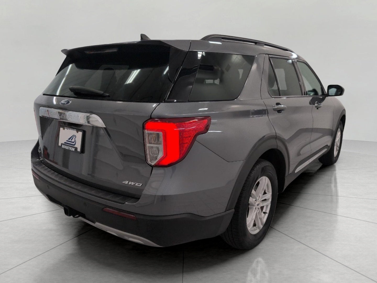 2024 Ford Explorer XLT 4WD