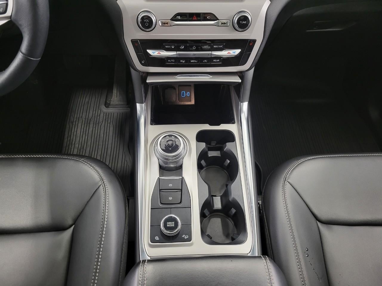 2023 Ford Explorer XLT 4WD