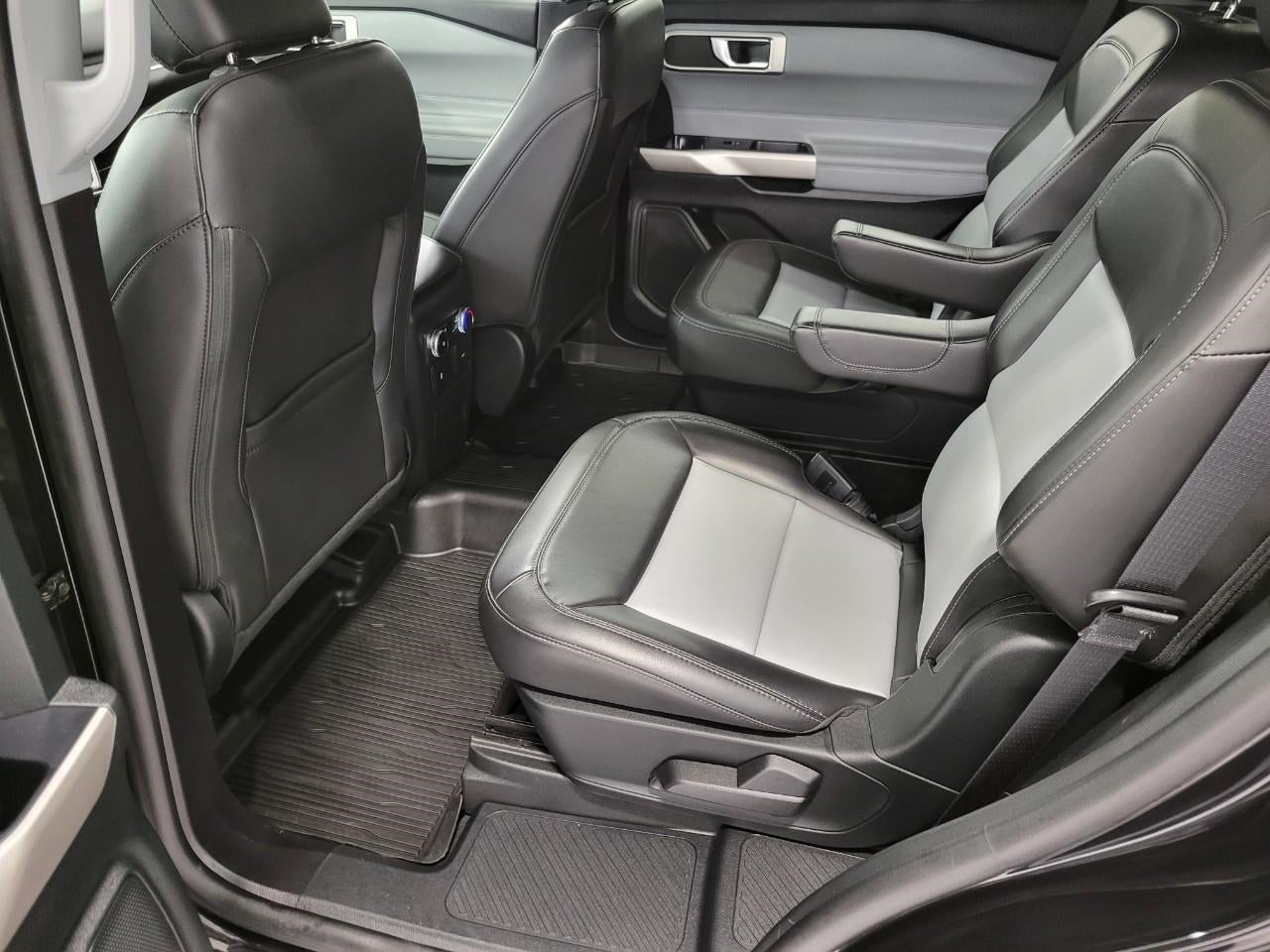 2023 Ford Explorer XLT 4WD