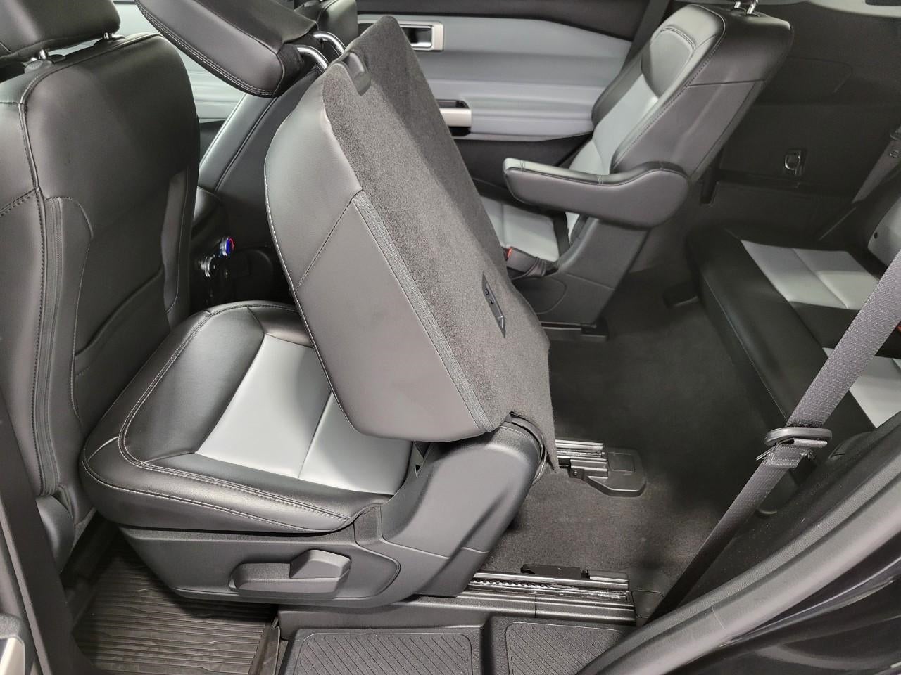 2023 Ford Explorer XLT 4WD