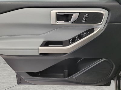 2023 Ford Explorer XLT 4WD