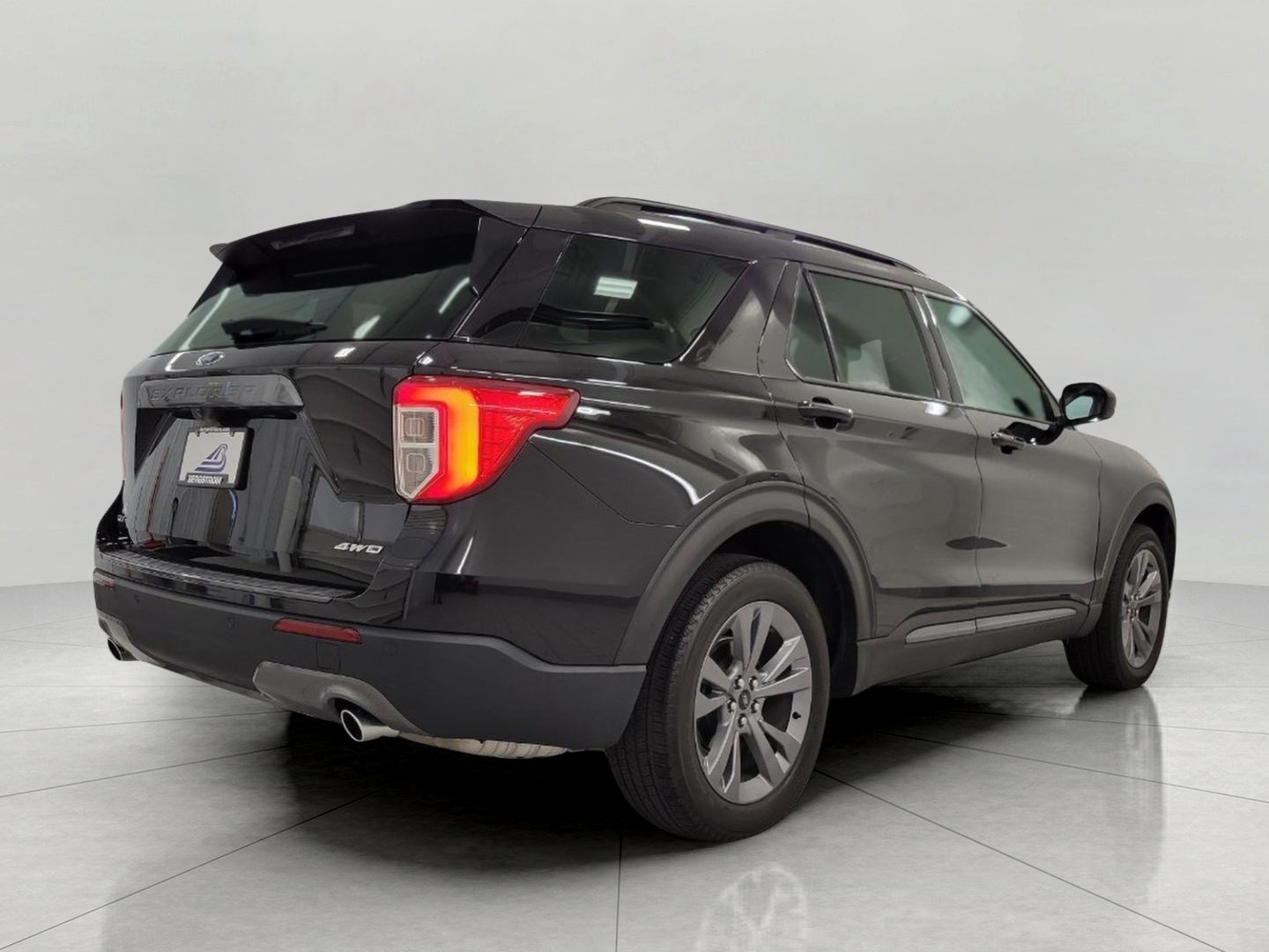 2023 Ford Explorer XLT 4WD