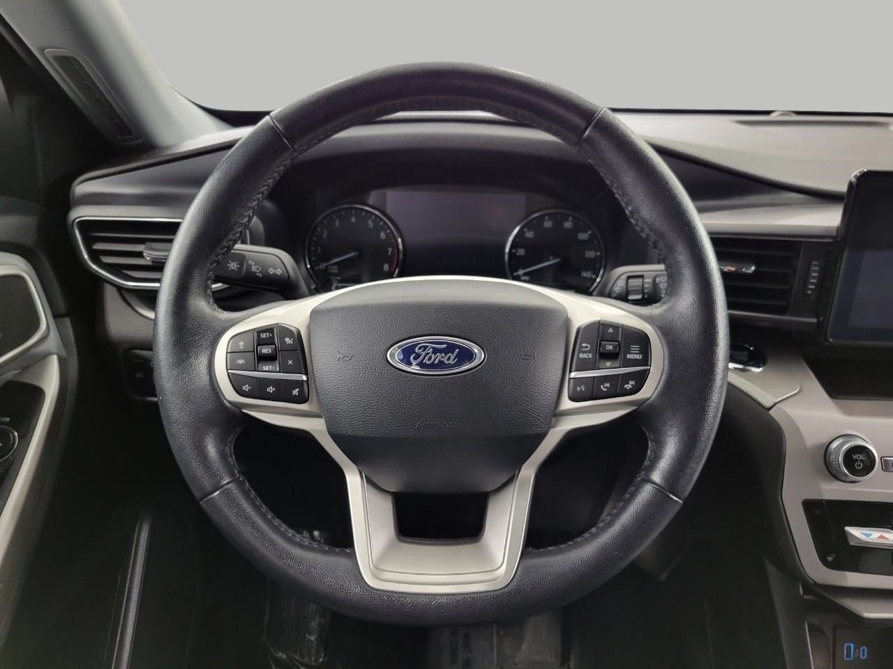 2023 Ford Explorer XLT 4WD