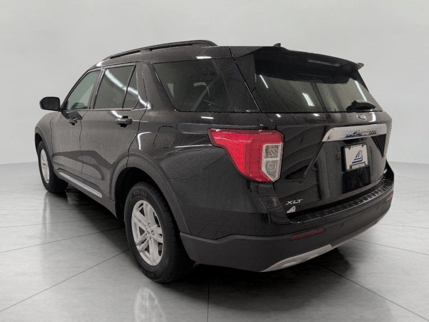 2024 Ford Explorer XLT 4WD