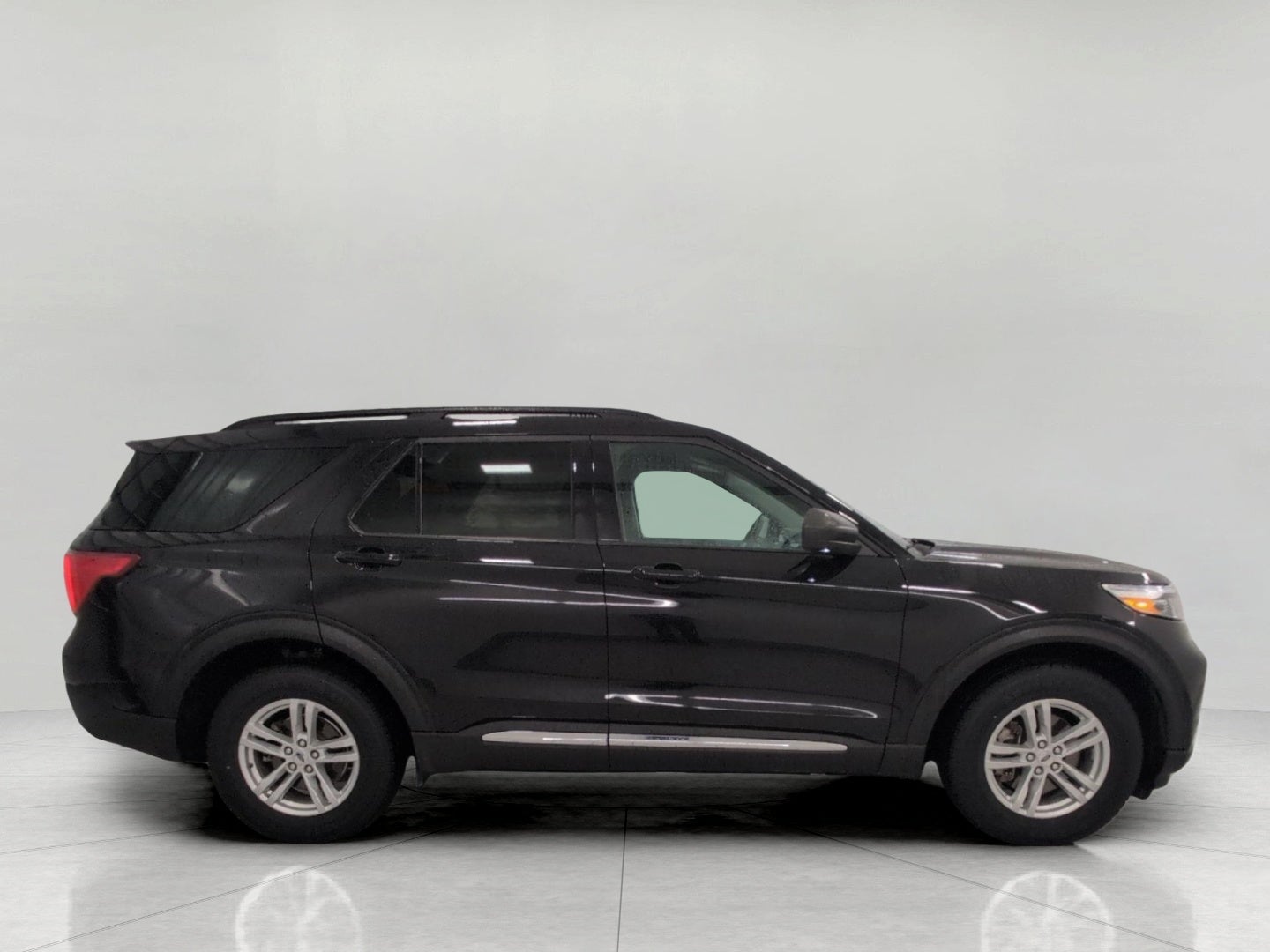 2024 Ford Explorer XLT 4WD