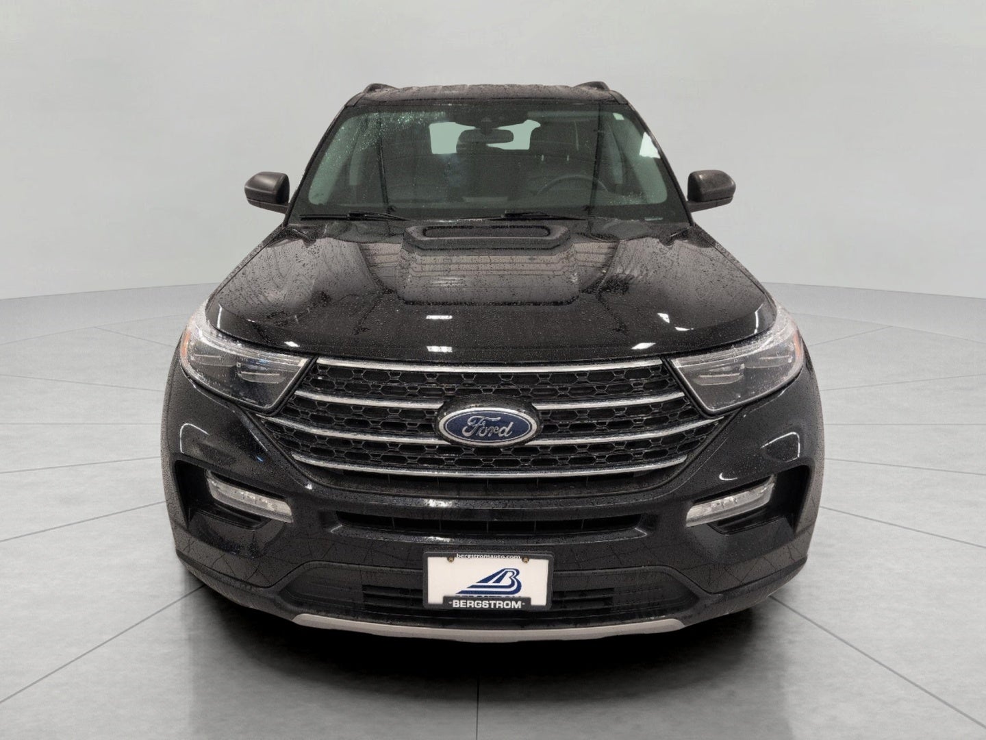 2024 Ford Explorer XLT 4WD