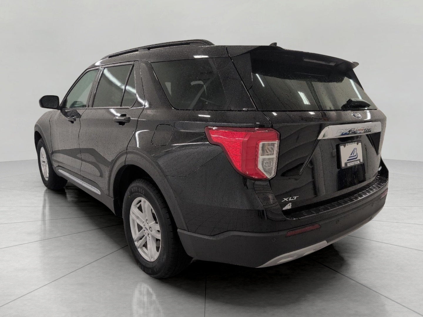2024 Ford Explorer XLT 4WD
