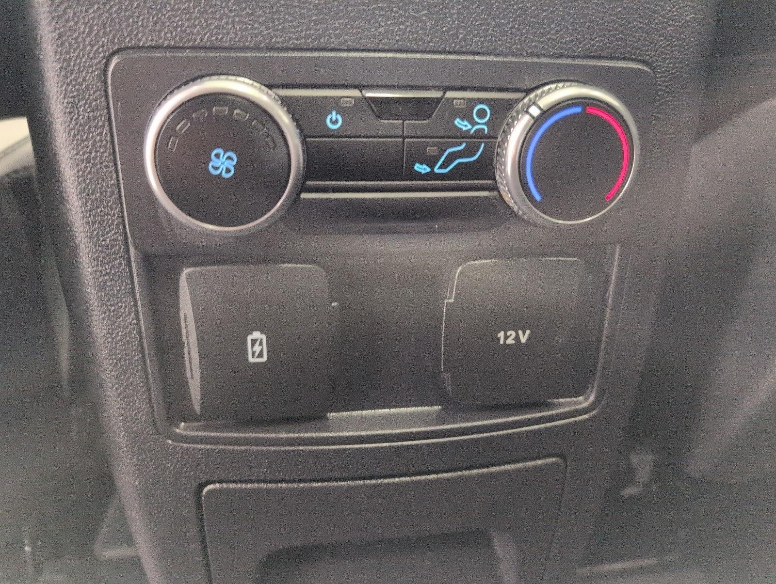 2024 Ford Explorer XLT 4WD