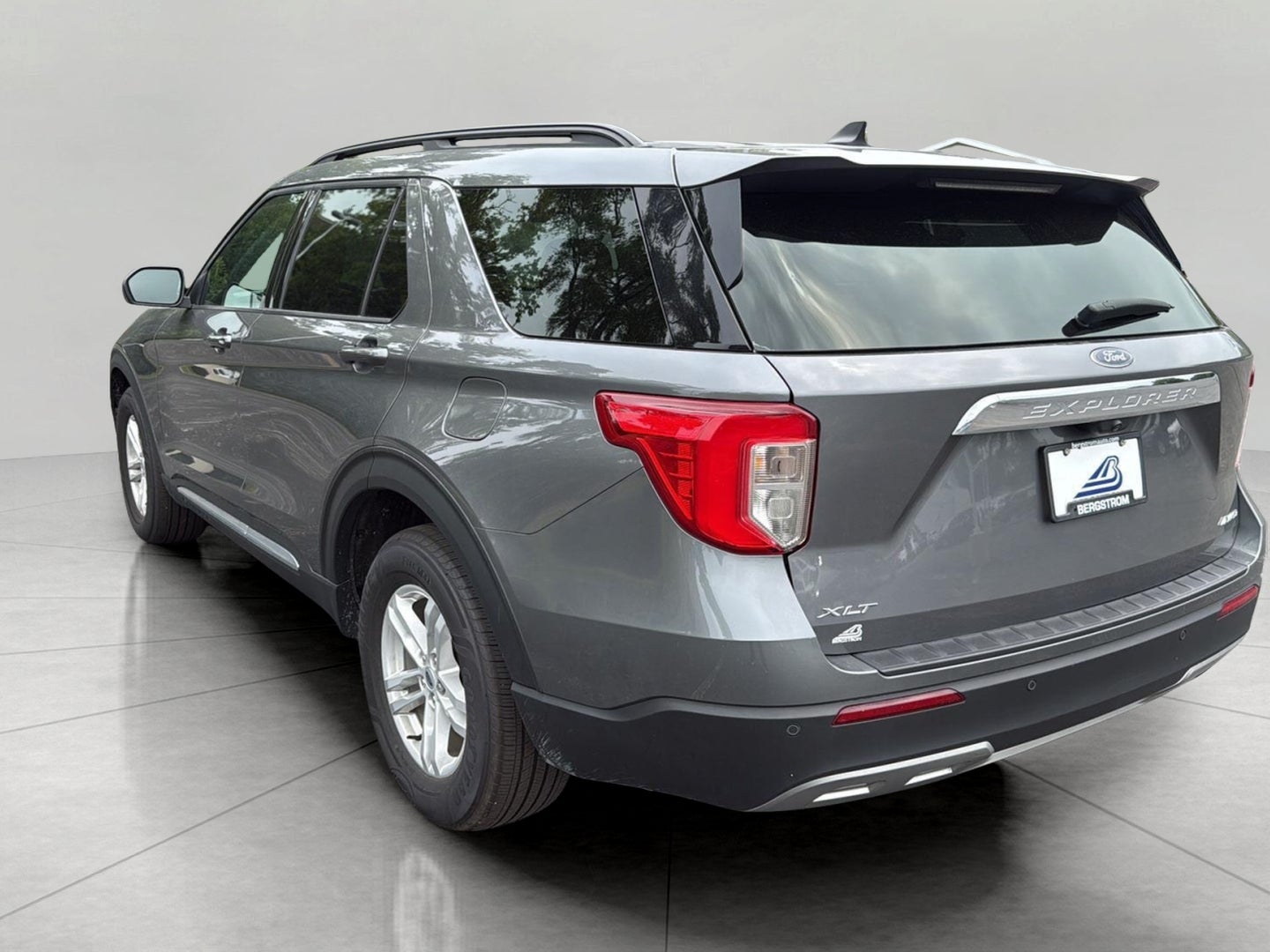 2024 Ford Explorer XLT 4WD