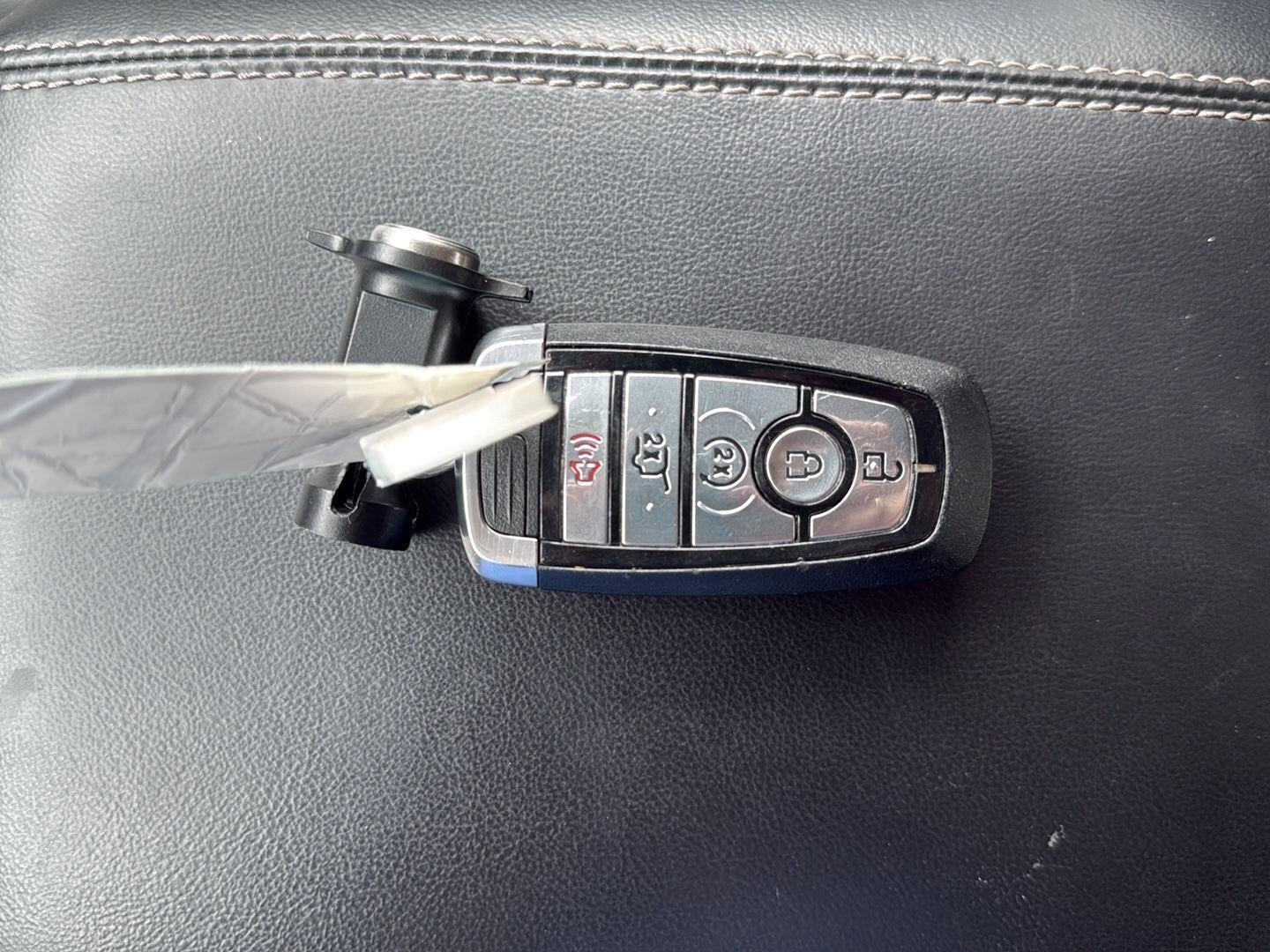 2024 Ford Explorer XLT 4WD