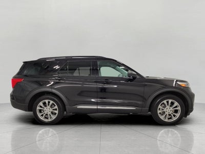 2023 Ford Explorer XLT 4WD