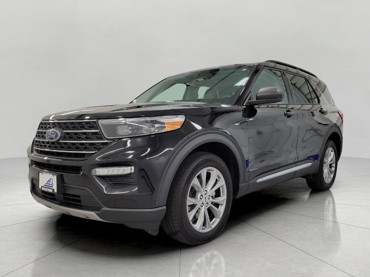 2023 Ford Explorer XLT 4WD