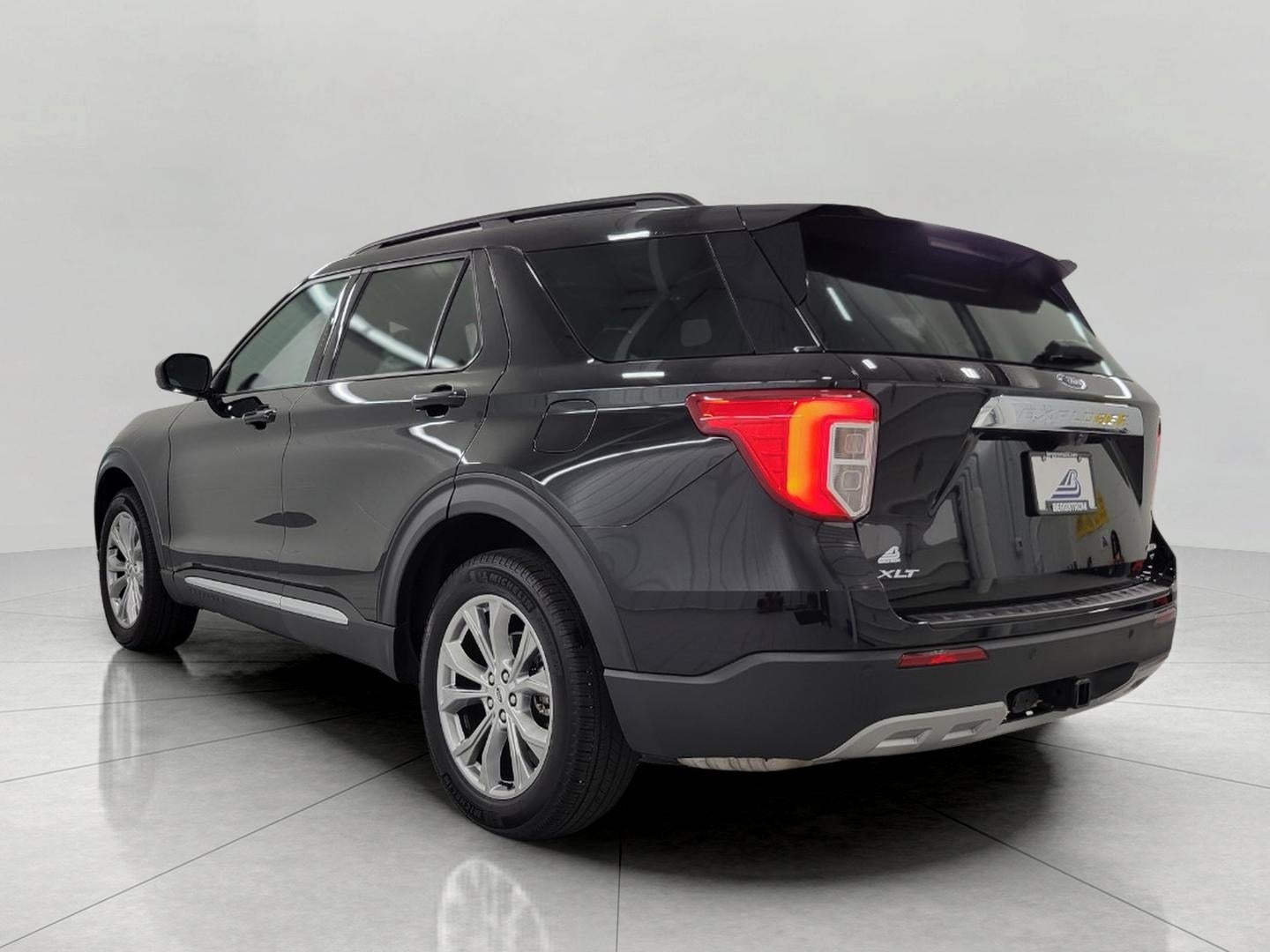 2023 Ford Explorer XLT 4WD