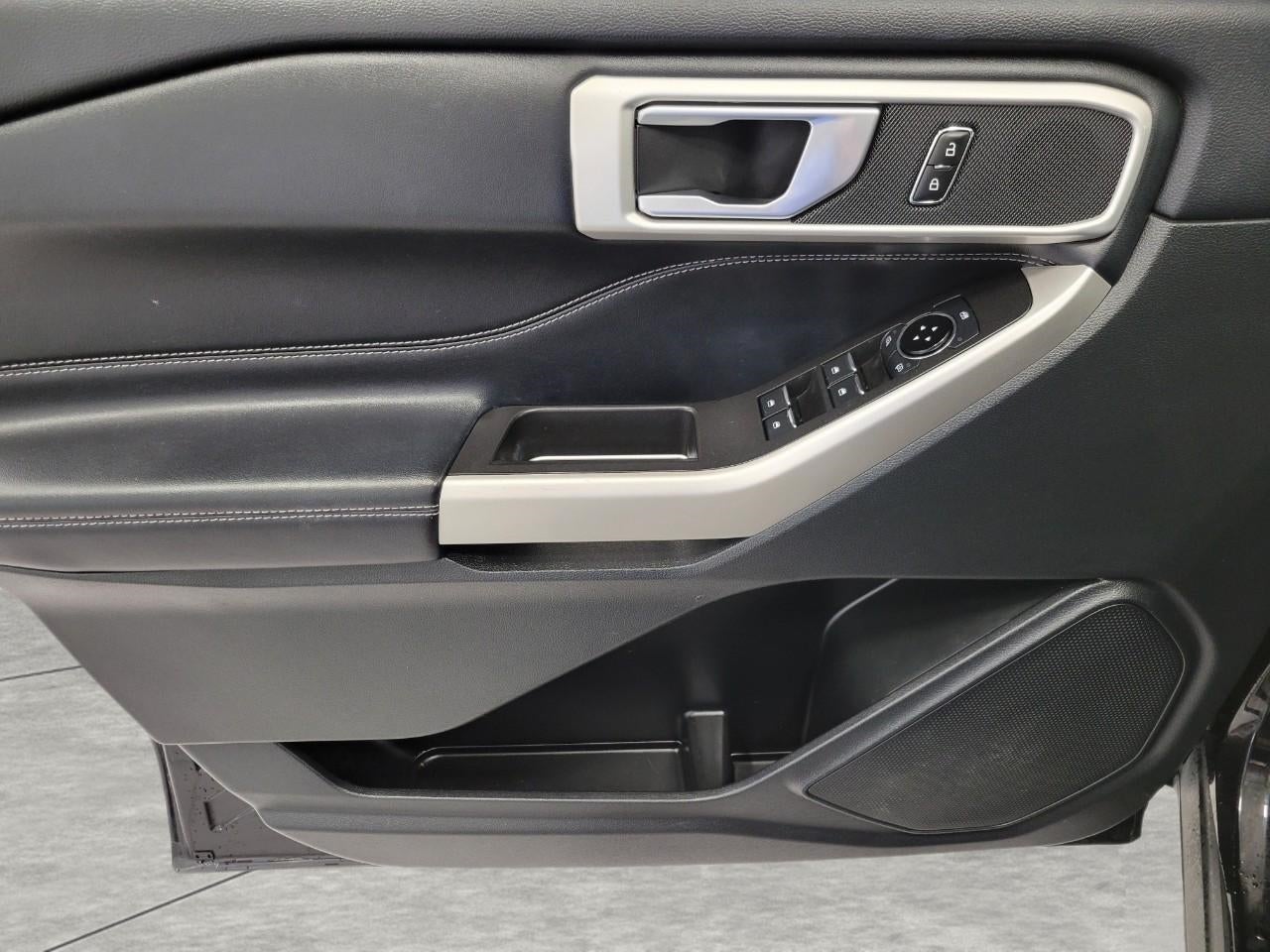 2023 Ford Explorer XLT 4WD