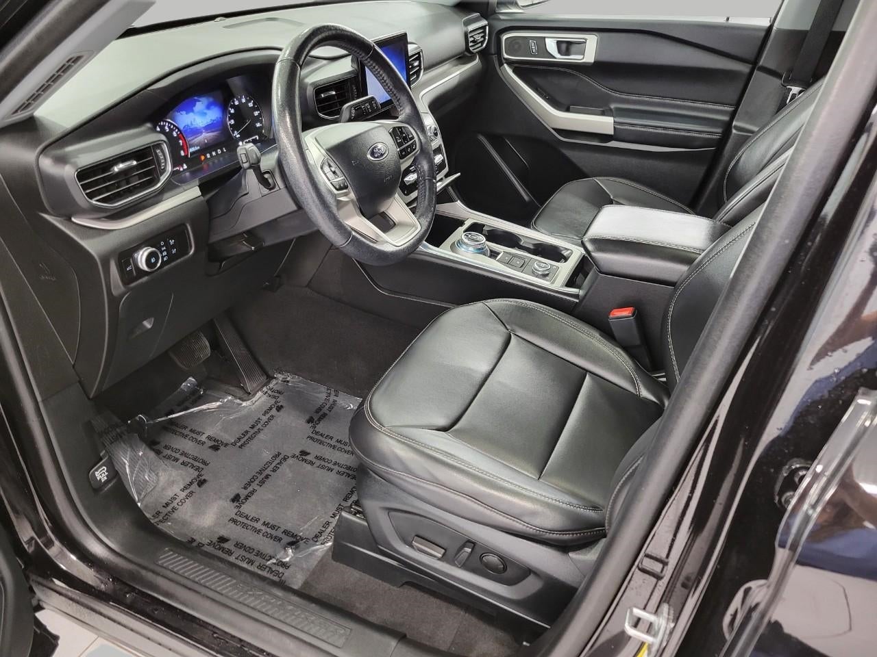 2023 Ford Explorer XLT 4WD