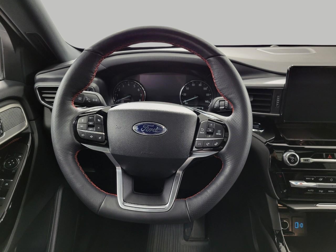 2024 Ford Explorer ST-Line 4WD