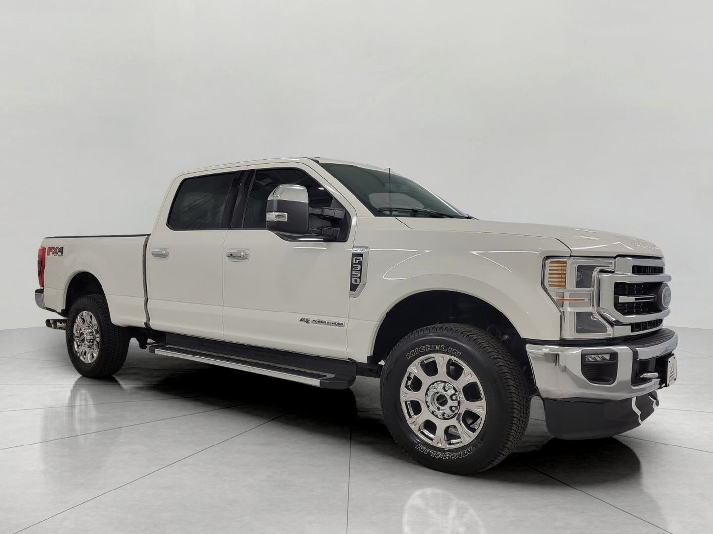 2022 Ford Super Duty F-350 SRW LARIAT 4WD Crew Cab 6.75' Box
