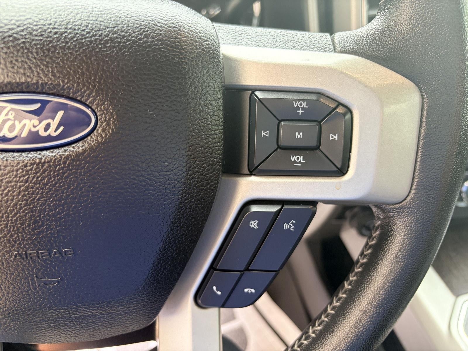 2021 Ford SUPER DUTY F-350 SRW LARIAT