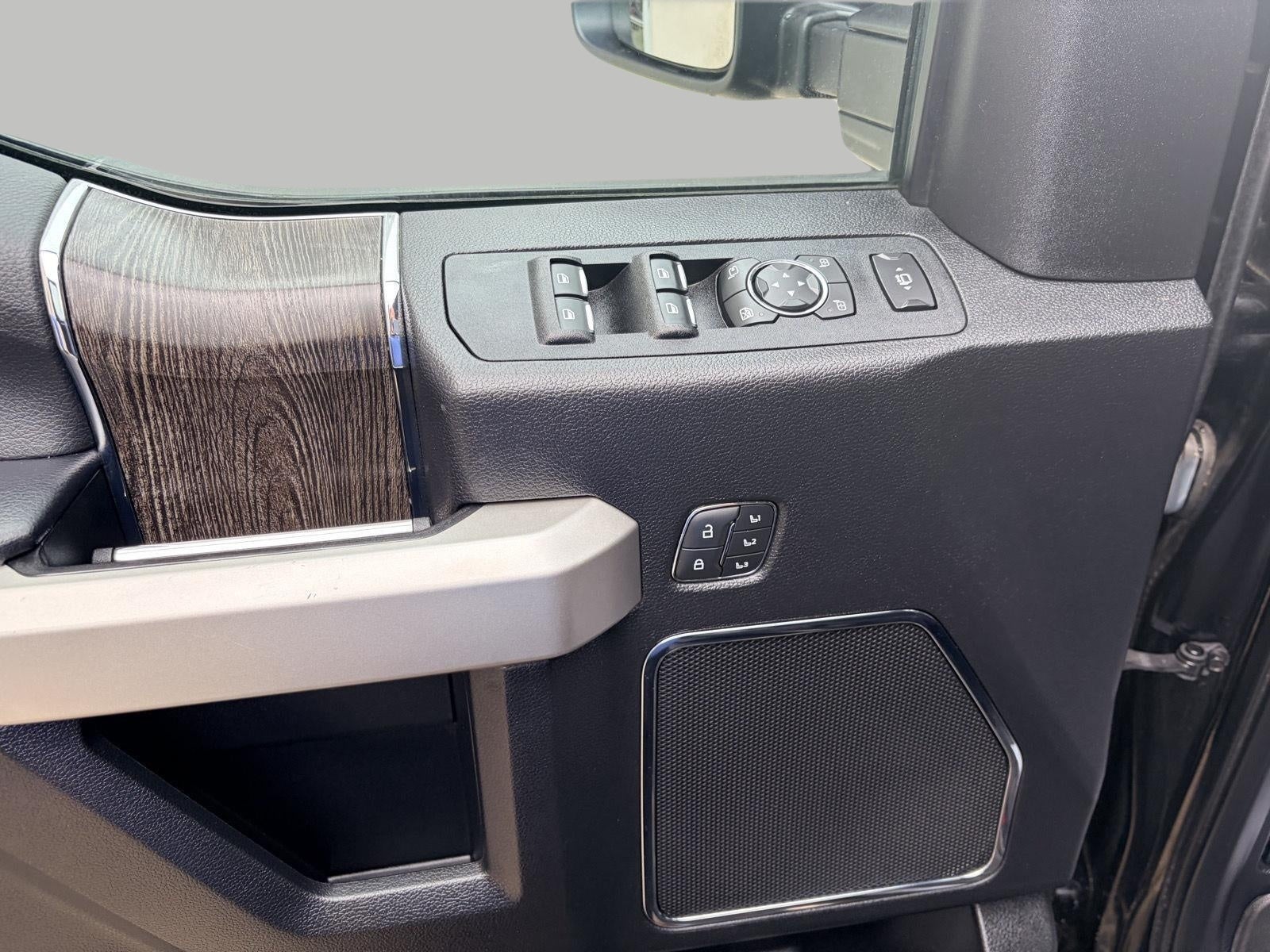 2021 Ford SUPER DUTY F-350 SRW LARIAT