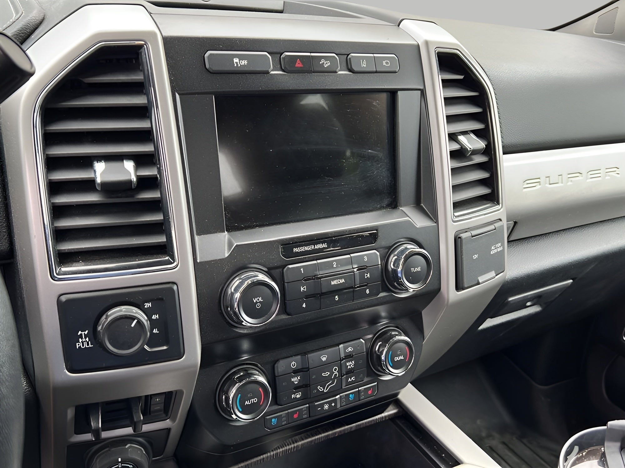 2021 Ford SUPER DUTY F-350 SRW LARIAT
