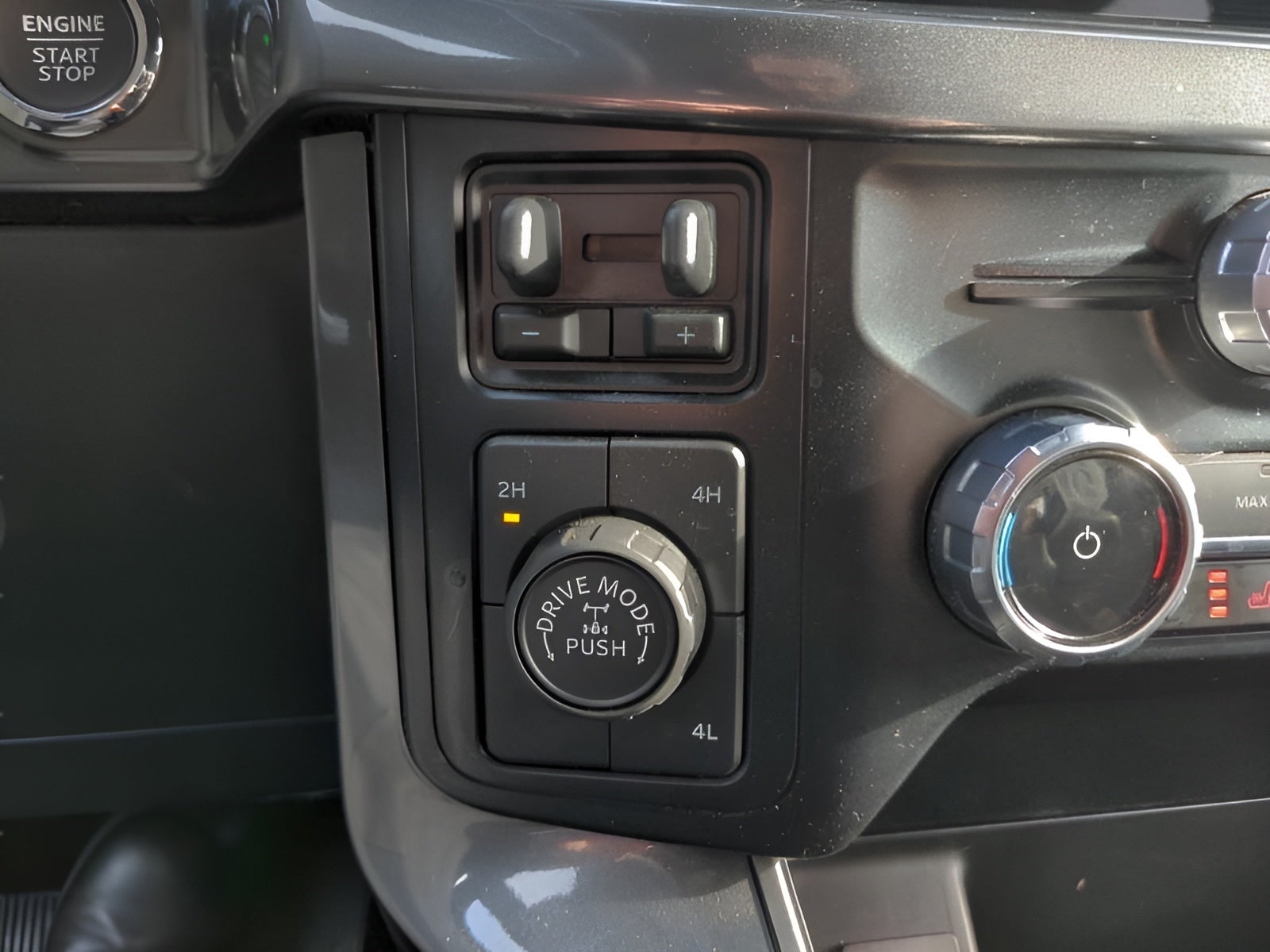 2023 Ford F-150 Tremor 4WD SuperCrew 5.5' Box