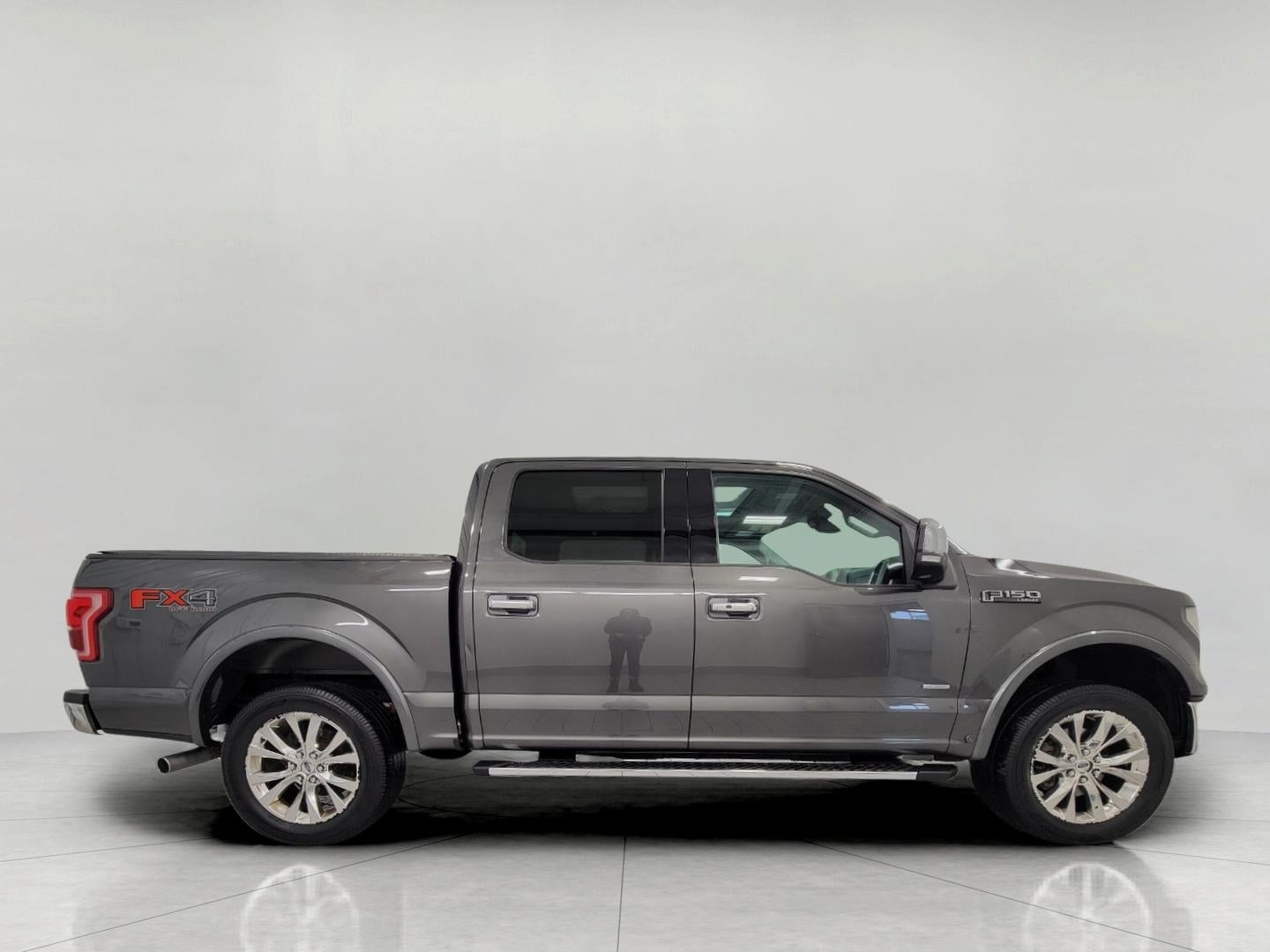 2015 Ford F-150 4WD SuperCrew 145 Lariat