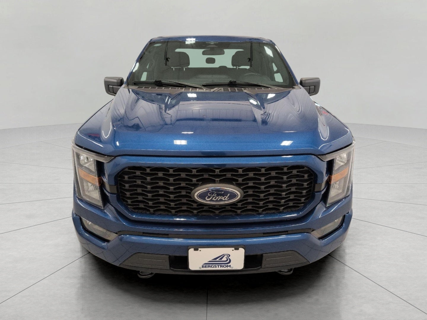 2023 Ford F-150 XL 4WD SuperCrew 5.5' Box