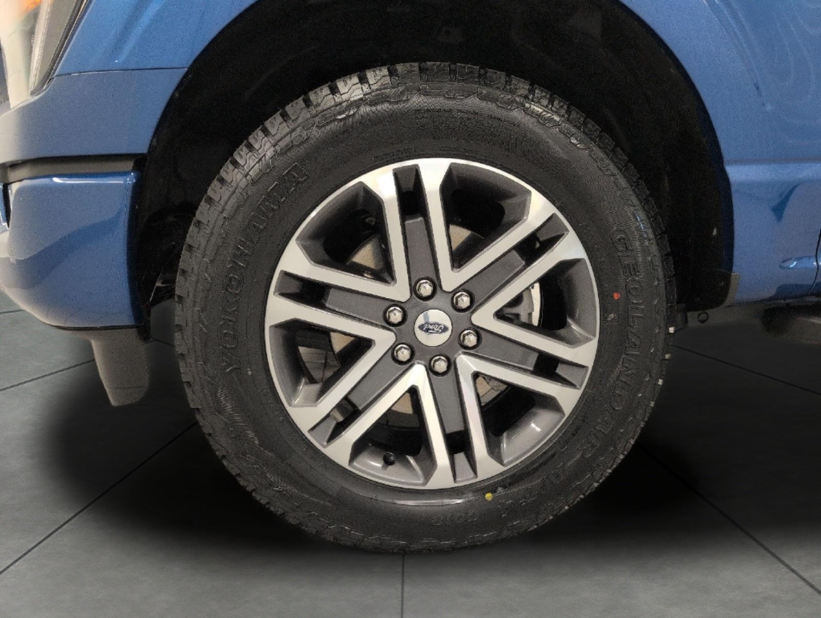 2023 Ford F-150 XL 4WD SuperCrew 5.5' Box