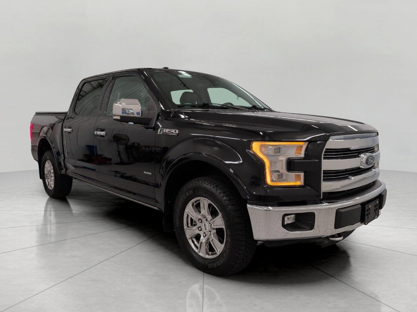 2017 Ford F-150 Lariat 4WD SuperCrew 5.5' Box