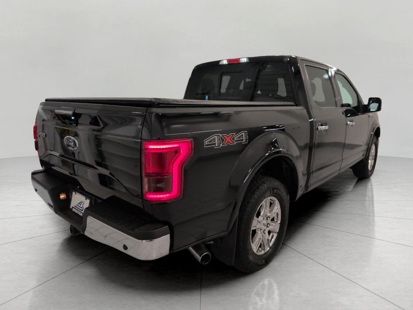 2017 Ford F-150 Lariat 4WD SuperCrew 5.5' Box