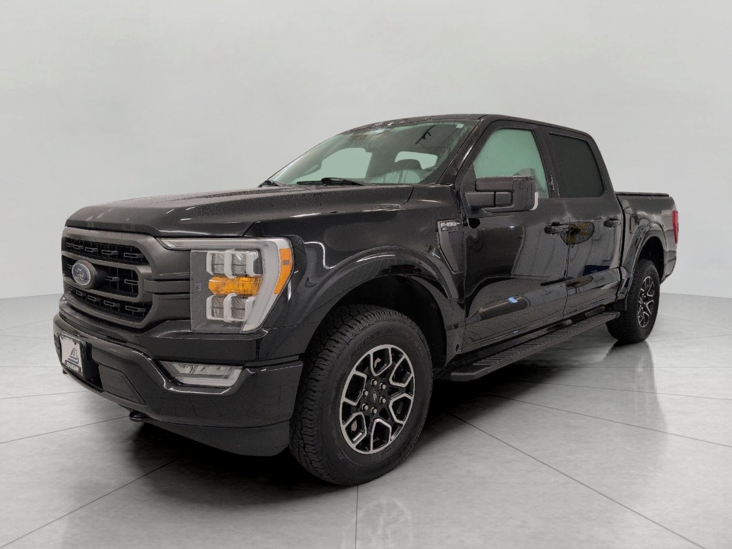 2023 Ford F-150 XLT 4WD SuperCrew 5.5' Box